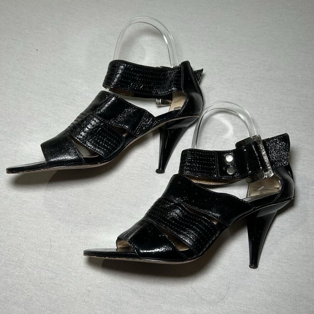 Michael Kors Jessie patent leather sandals, buckle, 6.5, wear on heel taps